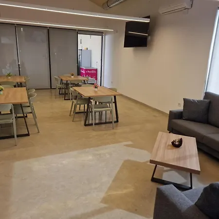 Cafeteria La Parada 호스텔 *