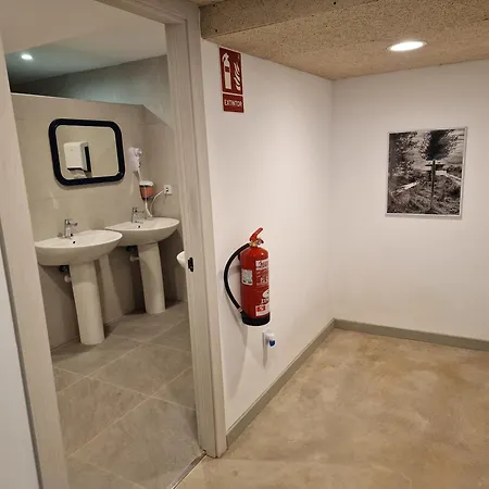 Hostel Cafeteria La Parada *